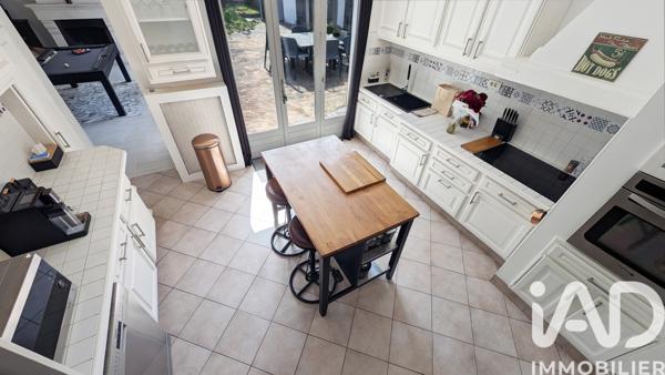 Maison à vendre 10 pièces 250 m² Longjumeau