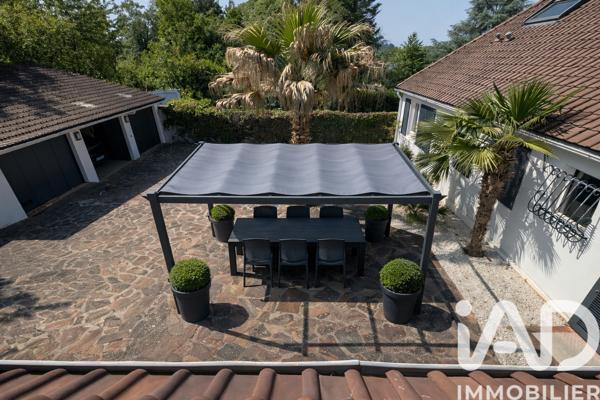 Maison à vendre 10 pièces 250 m² Longjumeau