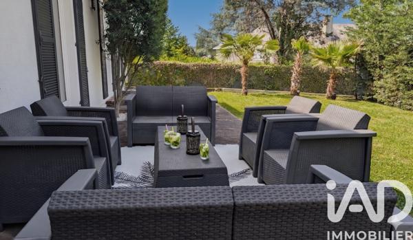 Maison à vendre 10 pièces 250 m² Longjumeau