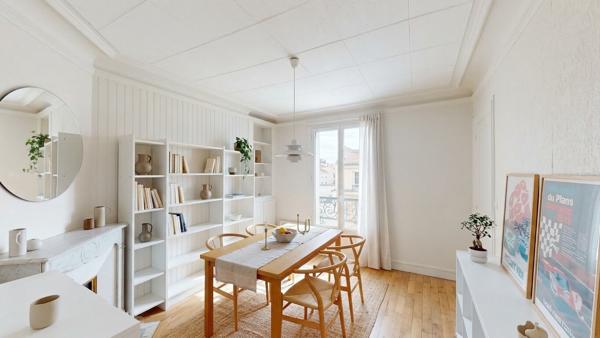 Appartement Paris 2 pièces