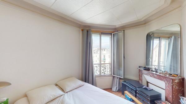 Appartement Paris 2 pièces