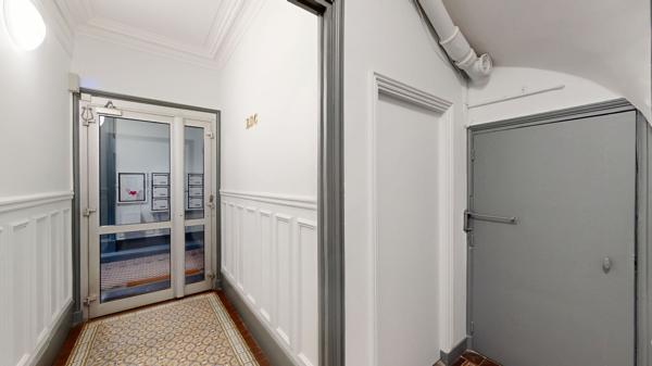 Appartement Paris 2 pièces