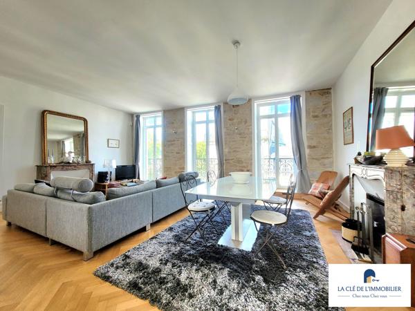 APPARTEMENT DE CHARME - T4 QUIMPER CENTRE-VILLE - 89 m² - Fibre optique - Garage en option