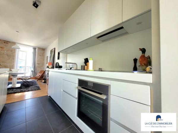 APPARTEMENT DE CHARME - T4 QUIMPER CENTRE-VILLE - 89 m² - Fibre optique - Garage en option