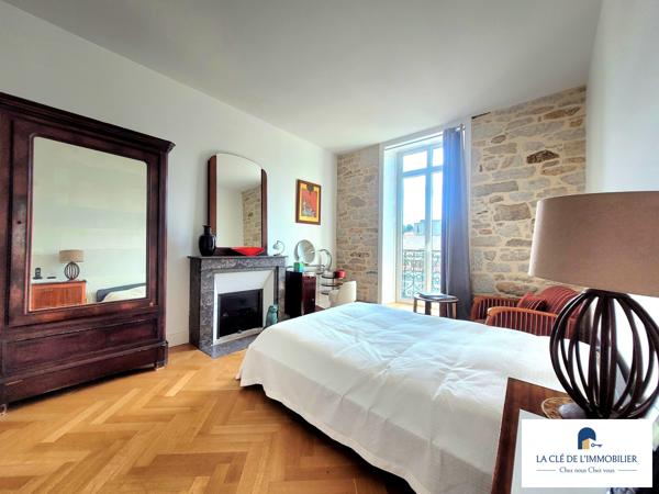 APPARTEMENT DE CHARME - T4 QUIMPER CENTRE-VILLE - 89 m² - Fibre optique - Garage en option