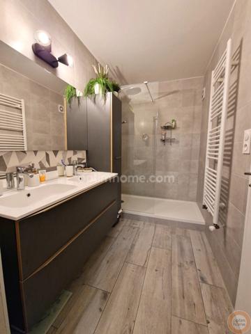 Maison 5 chambres + garage