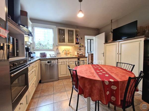 Maison 5 chambres + garage