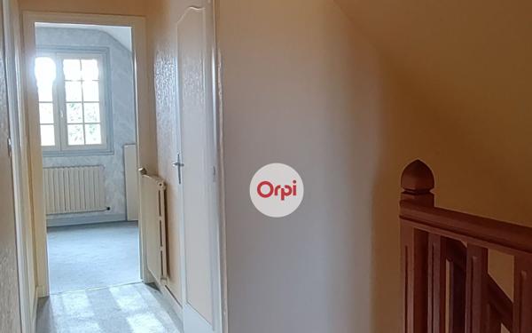 Maison à vendre    5 pièces • 107,80 m2 Questembert