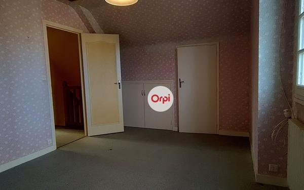 Maison à vendre    5 pièces • 107,80 m2 Questembert