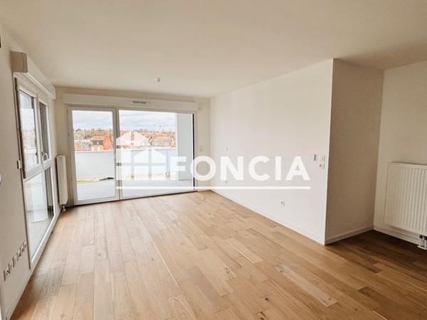 Location Appartement 3 pièces 63.64 m² - AVENUE DE BOLLAERT Lens 62300