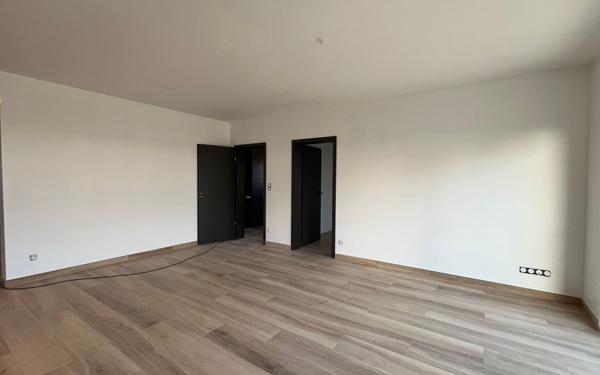 Appartement à louer    4 pièces • 91 m2 Otterswiller