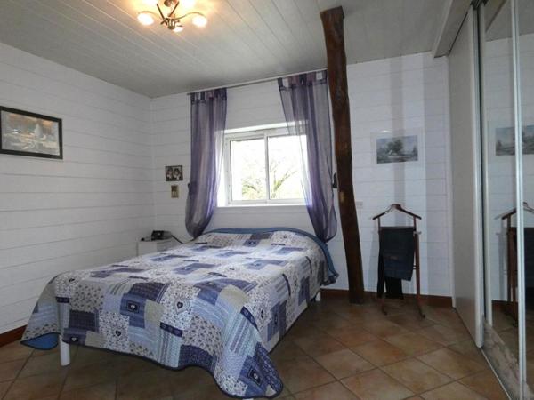 2 Maisons Excideuil  288 m2 / 6 chambres / piscine / 1,7hect