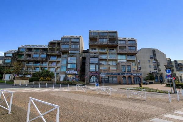 LA ROCHELLE – LES MINIMES – STUDIO AVEC VUE MER