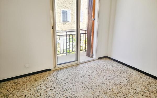 Maison à vendre    4 pièces •  Pertuis