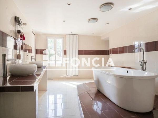 À vendre Maison 8 pièces 350 m² - Olivet 45160