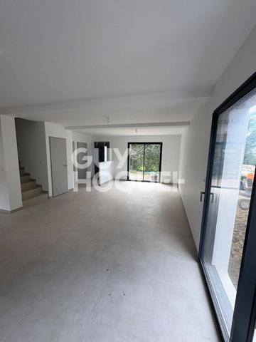 Belle VILLA à louer à Nivolas Vermelle 93.2 m2