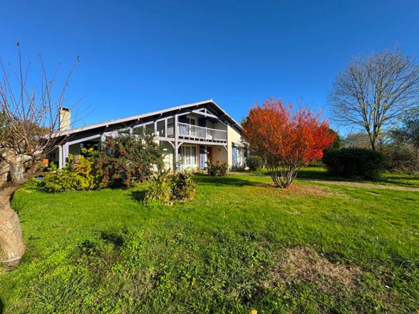 MAISON 5 PIECES 204M2 EXCELLENTES PRESTATIONS AIRE-SUR-L'ADOUR