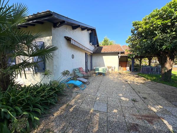 MAISON 5 PIECES 204M2 EXCELLENTES PRESTATIONS AIRE-SUR-L'ADOUR