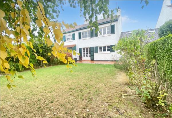 Maison mitoyenne 2 côtés à vendre, 5 pièces - Faches-Thumesnil 59155