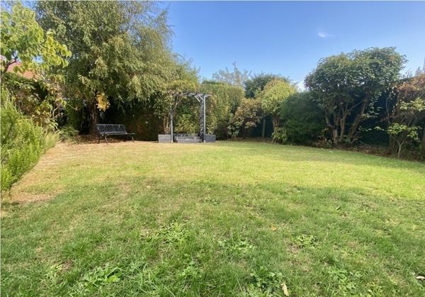 Maison mitoyenne 2 côtés à vendre, 5 pièces - Faches-Thumesnil 59155