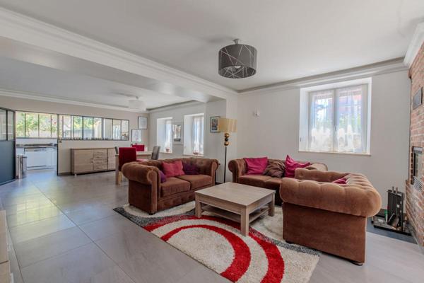Longuesse - Maison familiale de charme sur 3 700 m² de terrain