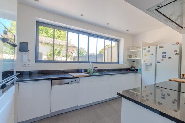Longuesse - Maison familiale de charme sur 3 700 m² de terrain