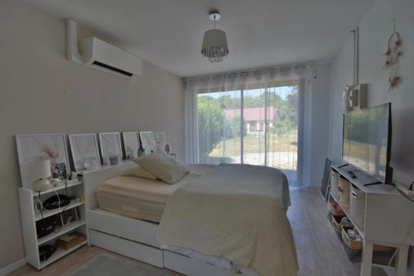 Maison entièrement rénovée de plain-pied, 3 chambres, proche Bletterans (39)