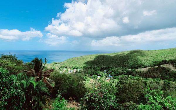 Appartement à louer    4 pièces •  Pointe-Noire