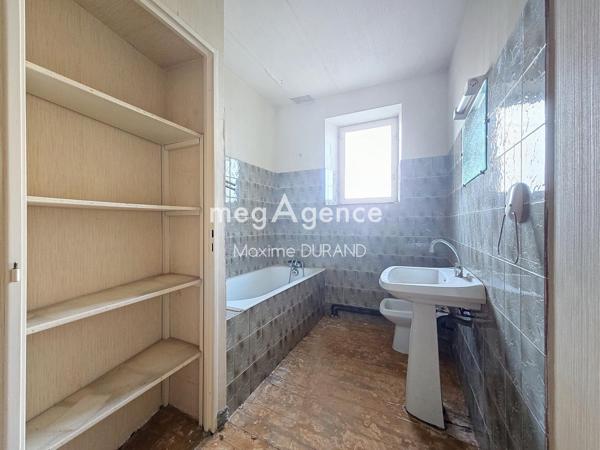 Maison à GESTE, 49600 - 5 pièces 106m²