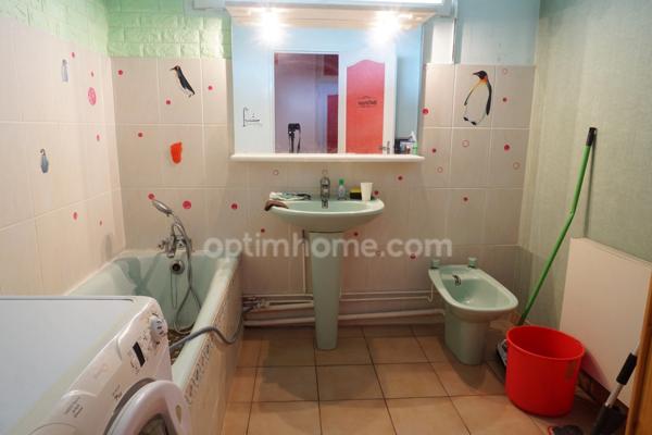 Appartement à vendre 3 pièces + grande cave à NAVENNE (70)