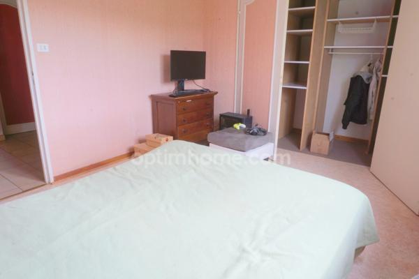 Appartement à vendre 3 pièces + grande cave à NAVENNE (70)