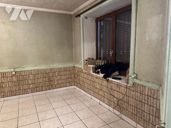 Une maison à usage d’habitation sur la commune de VENERE (70100).