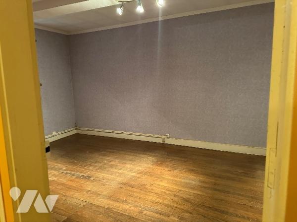 Une maison à usage d’habitation sur la commune de VENERE (70100).