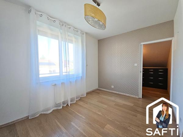 Maison clé en main, parfaitement située, alliant fonctionnalité, confort et qualité de vie.