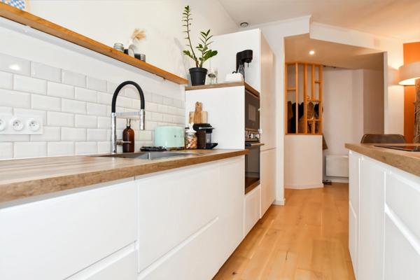 Appartement à vendre 76m² – 3 chambres – cave 46 m² – Quartier Thermes – ROCHEFORT (17)