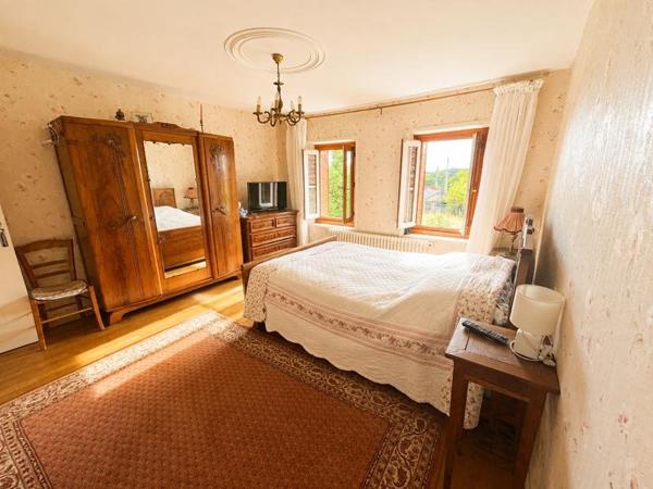 Maison à vendre 107 016 € Saint-Pardoux-les-Cards 5 p 101 m² DPE G