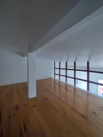 APPARTEMENT T2 AVEC GRANDE MEZZANINE - CENTRE VILLE MONTREUIL