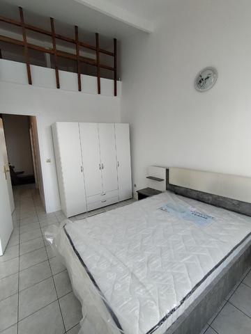 APPARTEMENT T2 AVEC GRANDE MEZZANINE - CENTRE VILLE MONTREUIL