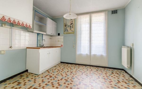 Appartement à vendre    4 pièces •  Nîmes