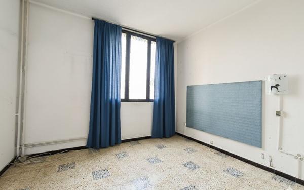 Appartement à vendre    4 pièces •  Nîmes