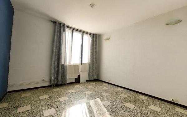 Appartement à vendre    4 pièces •  Nîmes