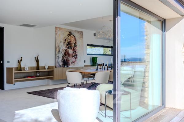 Domaine d'exception vue panoramique sur la Sainte-Victoire au coeur d'un domaine de 6 hectares