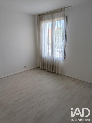 Appartement à vendre 3 pièces 68,28 m² Guyancourt