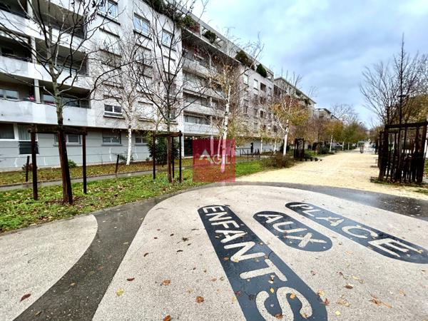 GRENOBLE - T3 de 67m² avec grand balcon.