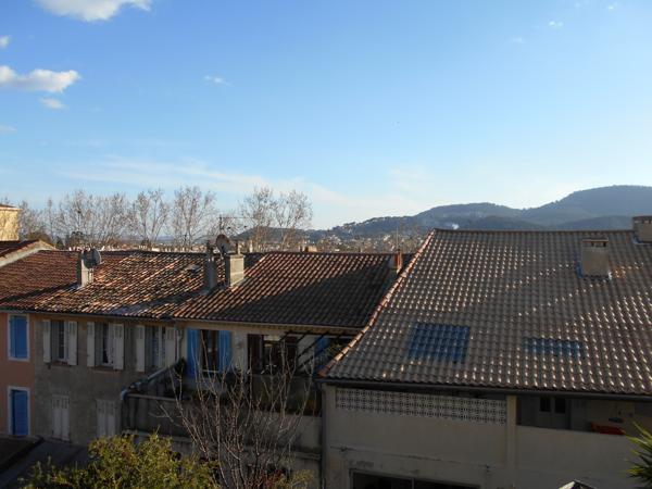 Appartement
                                                                                                                                                                                                                                                                                                                        3 pièce(s)                                                                                                                                                                                                          2 chambre(s)                                                                                                                                                                                                          57.53  m²