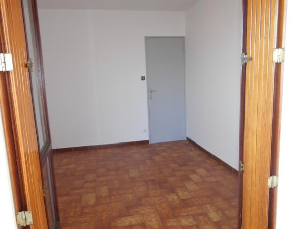 Appartement
                                                                                                                                                                                                                                                                                                                        3 pièce(s)                                                                                                                                                                                                          2 chambre(s)                                                                                                                                                                                                          57.53  m²