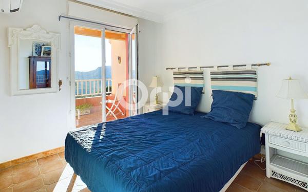 Appartement à louer    3 pièces • 44,05 m2 Mandelieu-la-Napoule