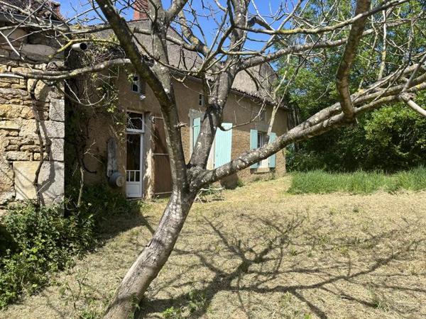Maison à vendre |  Aigonnay |  2 pièces | 84 m²
