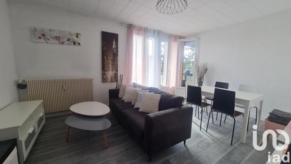 Appartement 2 pièces de 54 m² à Tinqueux (51430)