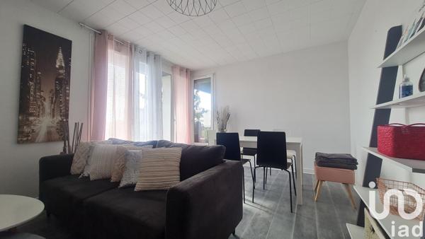 Appartement 2 pièces de 54 m² à Tinqueux (51430)